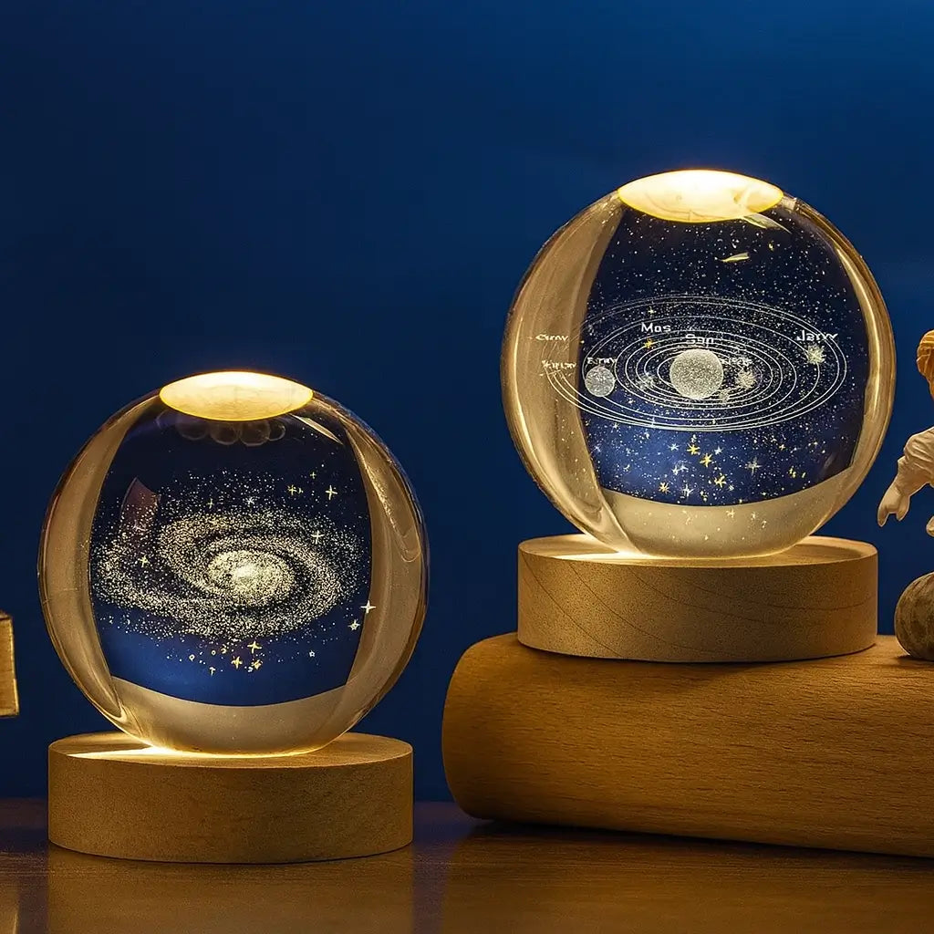 Luminária LED de Cristal Galaxy – Base de Madeira