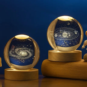 Luminária LED de Cristal Galaxy – Base de Madeira